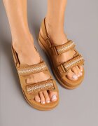 givana Sandale Maro pe Platformă Joasă cu Închidere cu Velcro Decorate cu Broderie Soreze