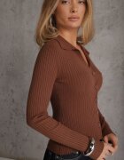 glo-story Bluză slim fit cu nasturi din tricot rib cu guler și decolteu în V Awente Maro