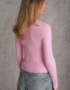glo-story Bluză slim fit cu nasturi din tricot rib cu guler și decolteu în V Awente Roz