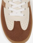 gowin Sneakers Bej-alb în Stilul Tenisilor Clasici Decorați cu Cusături Ivelfia