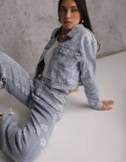 hello miss Jachetă de blugi albastră Cropped din Bumbac și Viscoză cu Imprimeu floral Malwira