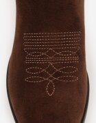 ideal Ciocate cu Toc Jos Decorate cu Broderie la Carâmb Ienaine Maro