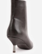 inia Botine Celini Maro