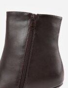 inia Botine Celini Maro