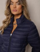 j.style Geacă bleumarin decorată cu matlasare și buzunare cu fermoar Mivuria