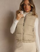 j.style Vestă Bej închis Decorată cu Matlasare și Căptușeală Imprimată cu Meandru Olerea