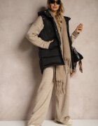 j.style Vestă Neagră Matlasată cu Glugă și Fermoar Decorativ Tomtalisa