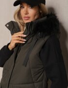 j.style Vestă Verde închis lungă matlasată și glugă decorată cu blană Avarilla