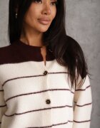 j&x Cardigan Crem cu Vomarie Crem cu bordo
