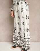 j&x Compleu Alb-Negru în Stil Etno Pantaloni cu Talie Elastică și Bluză Oversize Eviralyn