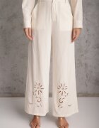 j&x Compleu Bej Boho din Bumbac Cămașă și Pantaloni cu Detalii Ajurate Runesa