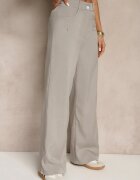 j&x Compleu Gri Top Decorat cu Nasturi și Pantaloni cu Croială Largă Liracelle