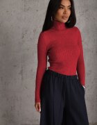 j&x Cu guler înalt cu bumbac Slim fit din material elastic Kuarisa Bordo