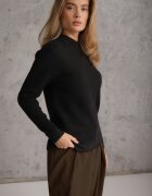 j&x Cu guler înalt cu lână decorat cu manșete striate în stil casual Katlina Negru