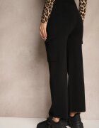 j&x Pantaloni Negri Largi Tricotați cu Talie Elastică și Buzunare Emithlera