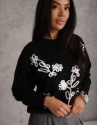 j&x Pulover cu lână bumbac și broderie cu flori Delfa Negru