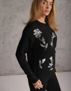 j&x Pulover cu lână și aplicație cu paiete în formă de flori Naminas Negru