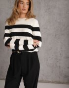 j&x Pulover din bumbac și lână decorat cu dungi Halibena Crem cu Crem cu negru