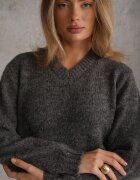 j&x Pulover oversize din lână cu decolteu în V Nleora Gri închis