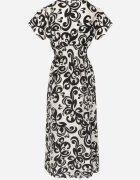 j&x Rochie Neagră Taliată din Viscoză cu Decolteu Petrecut Jynaela