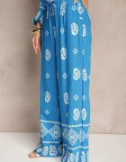 j&x Set Albastru în Stil Etno Pantaloni cu bandă elastică în talie și Bluză Oversize Eviralyn
