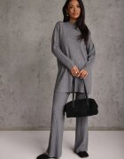 j&x Set tricotat cu bumbac în dungi format din tunică-sweater și pantaloni Ovattea Gri