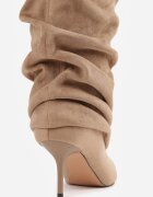 joalice paris Cizme Slouchy cu efect plisat cu textură de piele întoarsă cu toc jos Camosin Bej închis