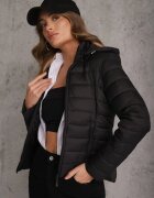 jstyle Jachetă Matlasată de tranziție Neagră cu croială cambrată cu glugă detașabilă Elzinnora