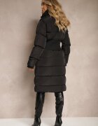 jstyle Jachetă Neagră Matlasată cu Guler Înalt și Bandă Elastică Lată în Talie Hediala