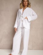 jumelle Compleu de costum Alb Sacou cu buzunare și Pantaloni largi Tasvanis