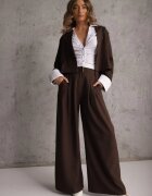 jumelle Compleu formal Maro închis Sacou și Pantaloni cu Decorațiuni Contrastante Davirielle