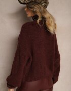 jumelle Maletă Bordo cu Lână și Viscoză Oversize Decorată la Decolteu cu Volănaș Ninnatria