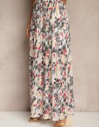 jumelle Pantaloni Negri-Roșii High Waist Decorați cu Pliuri și cu Imprimeu Floral Folamea