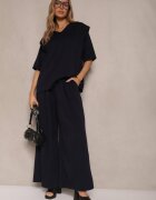 jumelle Set Bleumarin din Viscoză Tricou cu Decolteu în V și Pantaloni Croi Larg Zevline