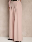 lovery Pantaloni roz Eleganți Largi de costum din viscoză Decorați cu o curea Ravinae