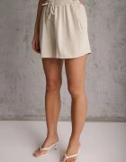 lovery Pantaloni scurți bej cu croială lejeră High Waist cu elastic în talie Vimallora