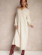 m&d fashion Rochie tip pulover bej deschis cu Viscoză cu croială tip cutie decorată cu guler Clarinnae