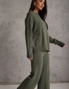 m&d fashion Set cu vâscoză pulover cu nasturi și pantaloni largi Rarellia Verde închis