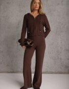 m&d fashion Set de pulover cu vâscoză pantaloni drepți și bluză cu fermoar și glugă Eldirma Maro