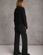 m&d fashion Set de pulover cu vâscoză pantaloni drepți și bluză cu fermoar și glugă Eldirma Negru