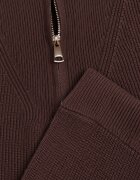m&d fashion Set din tricot rib cu vâscoză: pantaloni și pulover cu guler înalt Tawira Maro