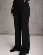 m&d fashion Set din tricot rib cu vâscoză: pantaloni și pulover cu guler înalt Tawira Negru