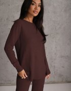 m&d fashion Set tricot cu vâscoză longsleeve și pantaloni largi Mirette Bej Bej Maro