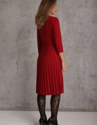 Made in Italy Rochie Plisată Burgundie cu croială evazată cu curea și cataramă Annathiel