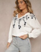 maja studio Bluză Albă de Viscoză Decorată cu Broderie Felsekia