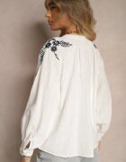 maja studio Bluză Albă de Viscoză Decorată cu Broderie Felsekia