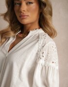 maja studio Cămașă Albă din Bumbac Decorată cu Inserții de Dantelă Erivaris