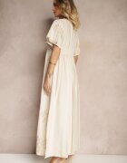 maja studio Rochie Cloș Bej din Viscoză Decorată cu Frunze Brodate Tirvesa