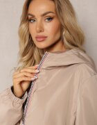 melya by melody Geacă de tranziție reversibilă bej cu glugă și croială lejeră Anahitta