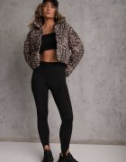 melya by melody Geacă Maro cu imprimeu leopard Matlasată Scurtă cu elastic Ivilda